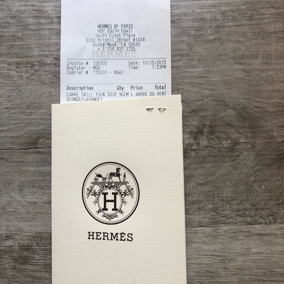 Authentic Hermes silk scarf 90cm - Picture 7 of 7